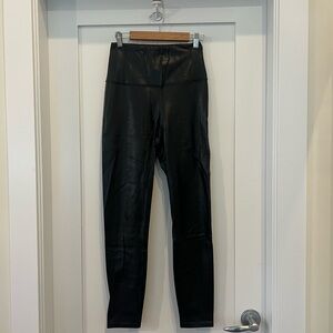 Aritzia Wilfred Free Vegan Leather Leggings – Black – Size Small